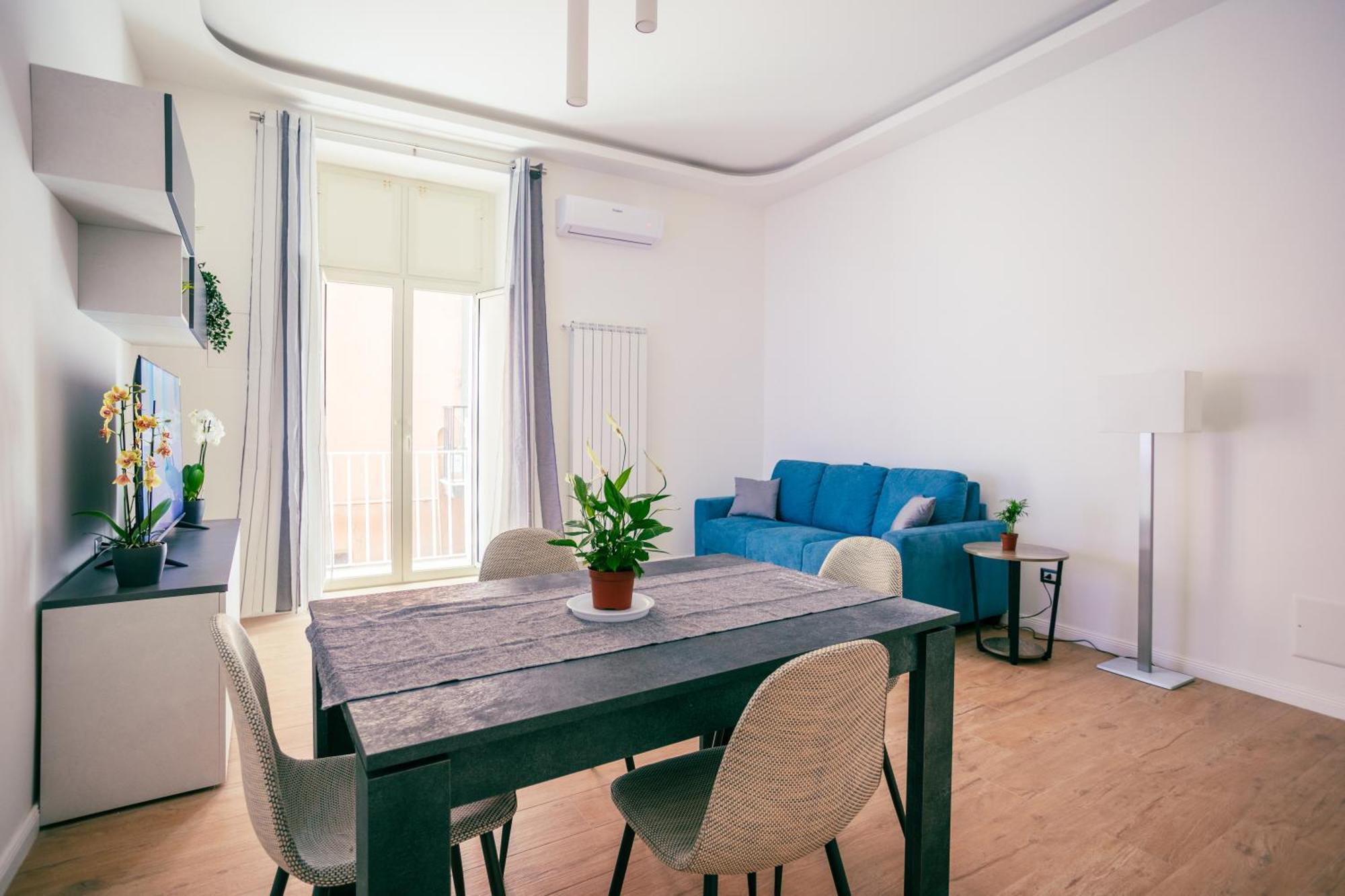 Apartment Song House Centro Storico 5 Pax Naples